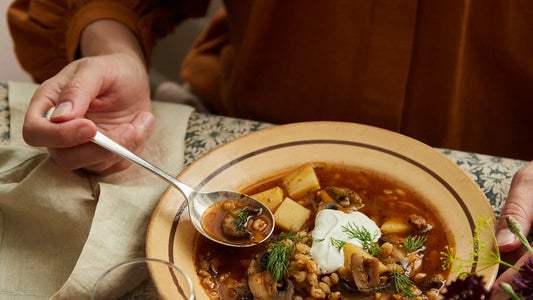 Varm og syrlig soppsuppe i Wonderbag
