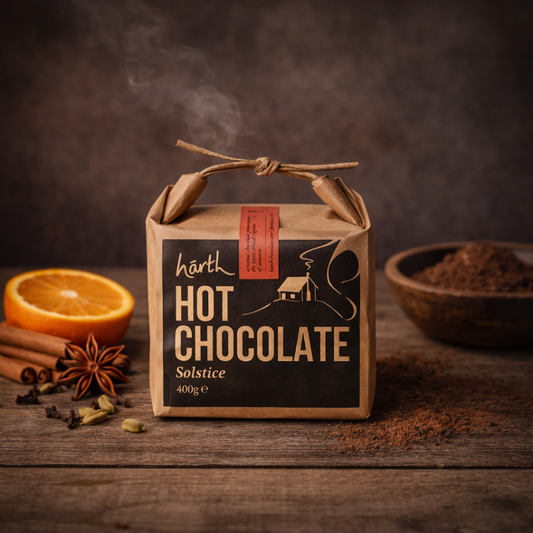 Harth varm sjokolade med vinterkrydder
