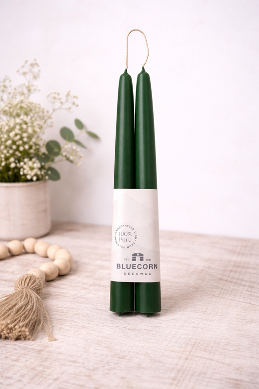 Handgjorda bivaxljus, droppfria – mossgrönt/ 25 cm